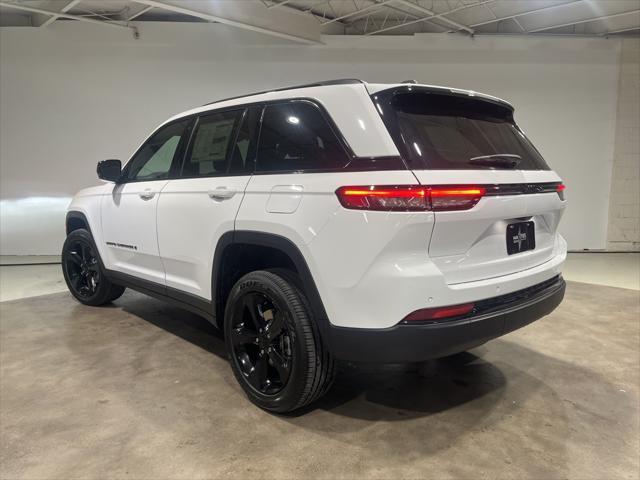 new 2025 Jeep Grand Cherokee car, priced at $38,361