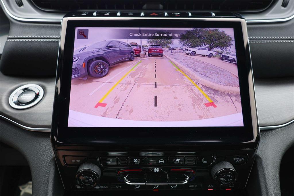 new 2025 Jeep Grand Cherokee car, priced at $51,431