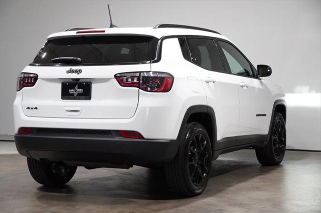 new 2025 Jeep Compass car, priced at $28,183