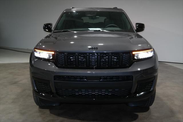 new 2025 Jeep Grand Cherokee L car, priced at $45,087