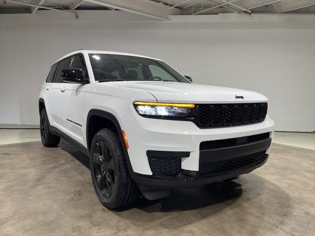 new 2025 Jeep Grand Cherokee L car, priced at $40,321