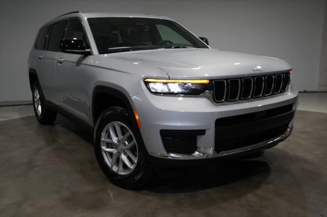 new 2025 Jeep Grand Cherokee L car, priced at $39,925