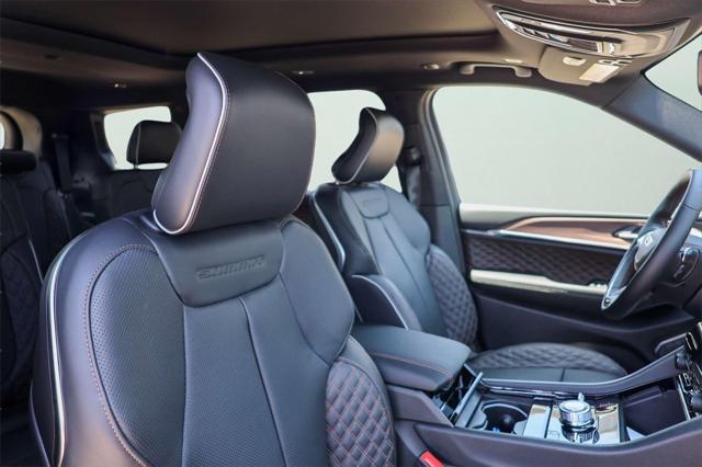 new 2025 Jeep Grand Cherokee L car, priced at $53,627