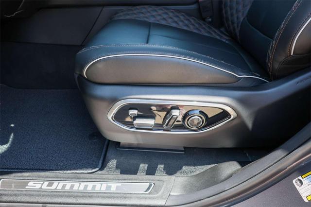 new 2025 Jeep Grand Cherokee L car, priced at $53,627