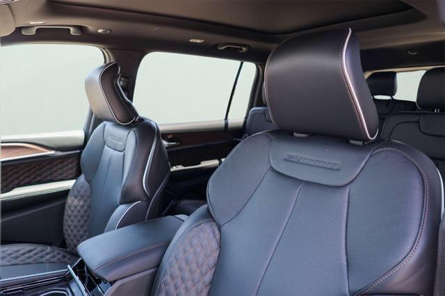 new 2025 Jeep Grand Cherokee L car, priced at $53,627