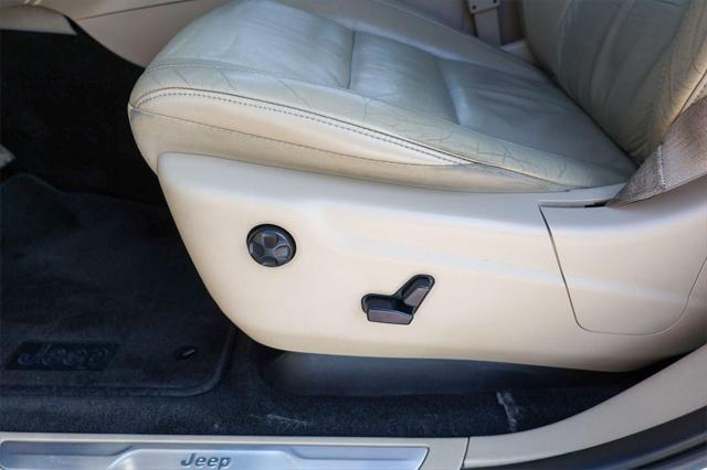 used 2015 Jeep Grand Cherokee car, priced at $10,283