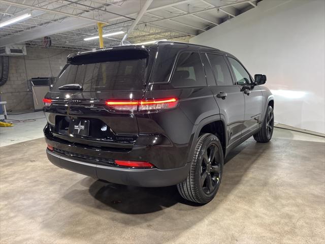 new 2025 Jeep Grand Cherokee car, priced at $42,029