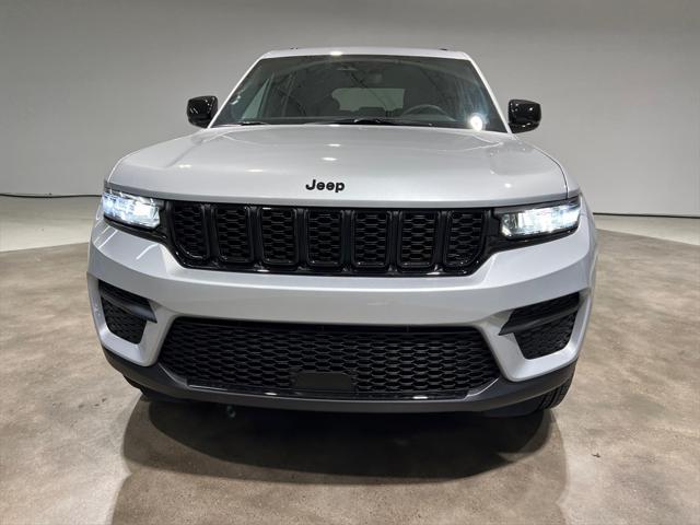 new 2024 Jeep Grand Cherokee car, priced at $36,947