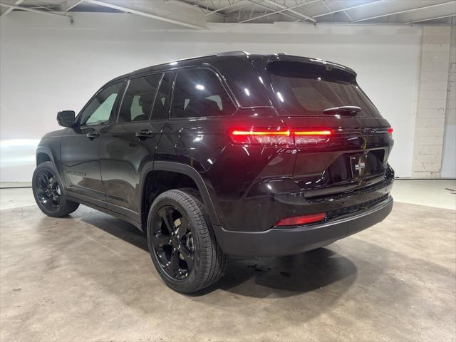 new 2025 Jeep Grand Cherokee car, priced at $47,425