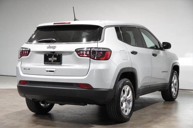 new 2025 Jeep Compass car, priced at $25,376