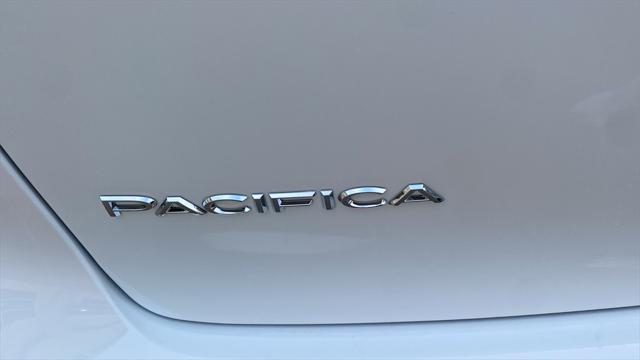 new 2024 Chrysler Pacifica car, priced at $43,835