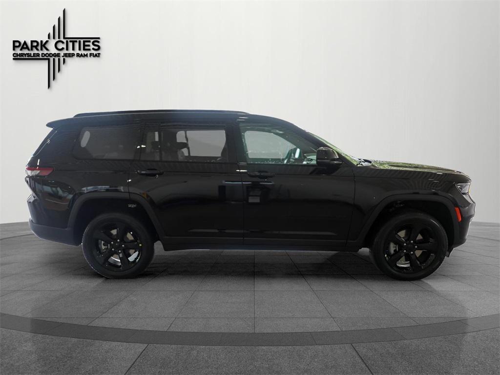 new 2025 Jeep Grand Cherokee car, priced at $43,129