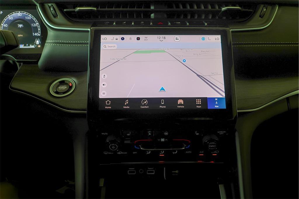 new 2025 Jeep Grand Cherokee car, priced at $43,129