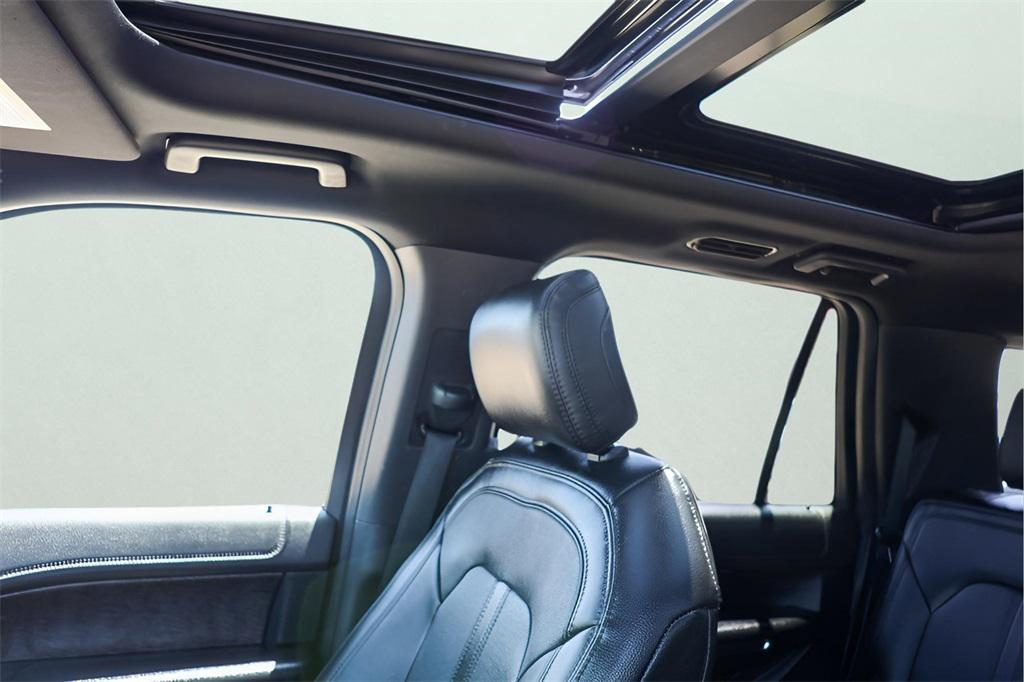 used 2020 Ford Expedition Max car, priced at $28,806
