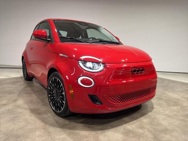 new 2024 FIAT 500e car, priced at $31,095