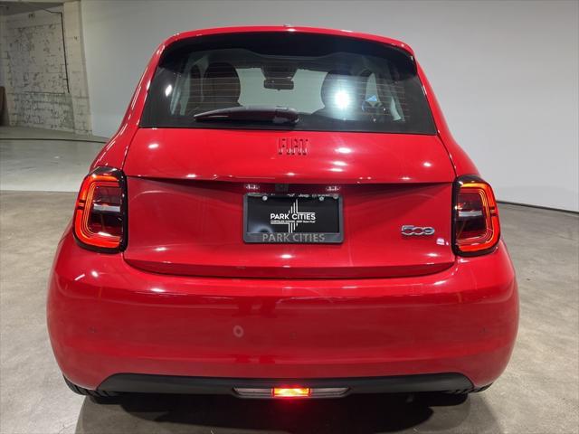 new 2024 FIAT 500e car, priced at $31,095