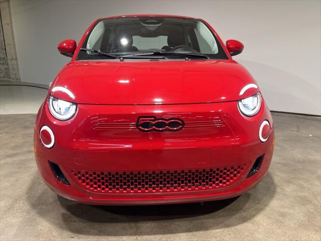 new 2024 FIAT 500e car, priced at $31,095