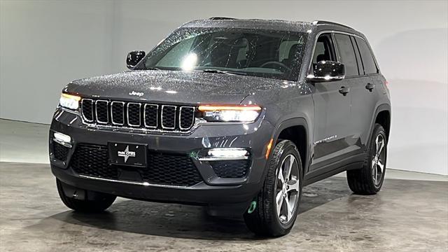 new 2024 Jeep Grand Cherokee car, priced at $42,482