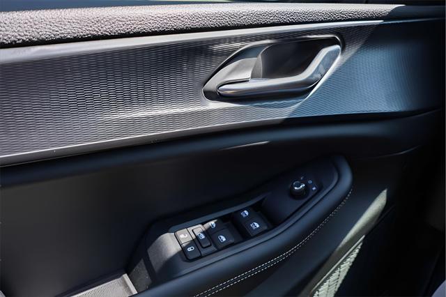 new 2025 Jeep Grand Cherokee car, priced at $32,108