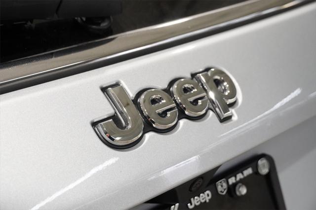 new 2025 Jeep Compass car, priced at $25,376