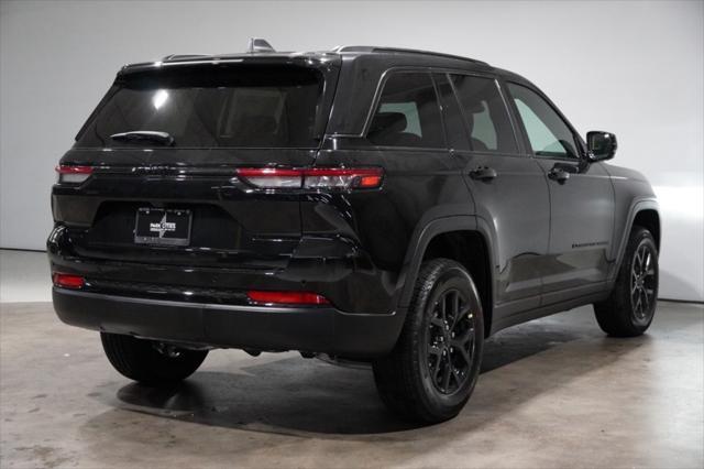 new 2025 Jeep Grand Cherokee car, priced at $37,717