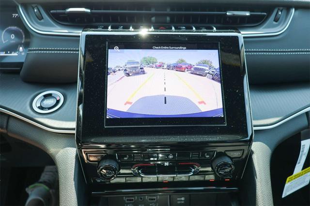 new 2025 Jeep Grand Cherokee car, priced at $44,725