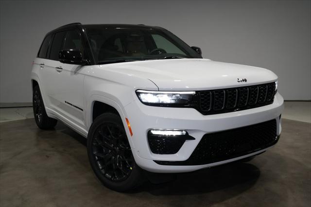 new 2025 Jeep Grand Cherokee car, priced at $59,156