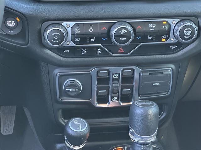 new 2025 Jeep Wrangler car, priced at $48,529