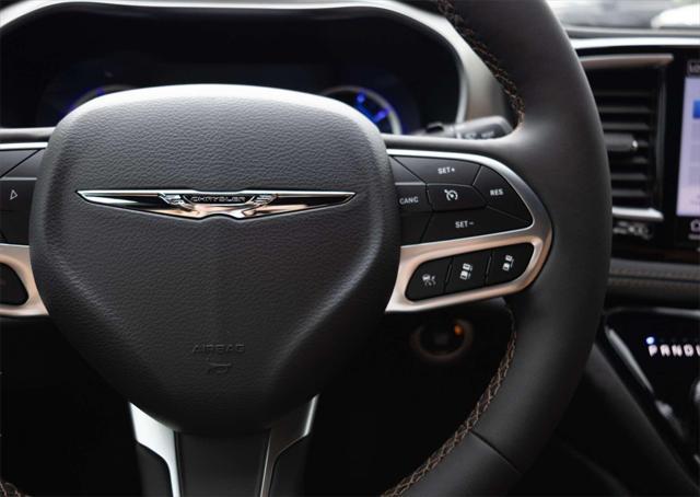 new 2025 Chrysler Pacifica car, priced at $53,102