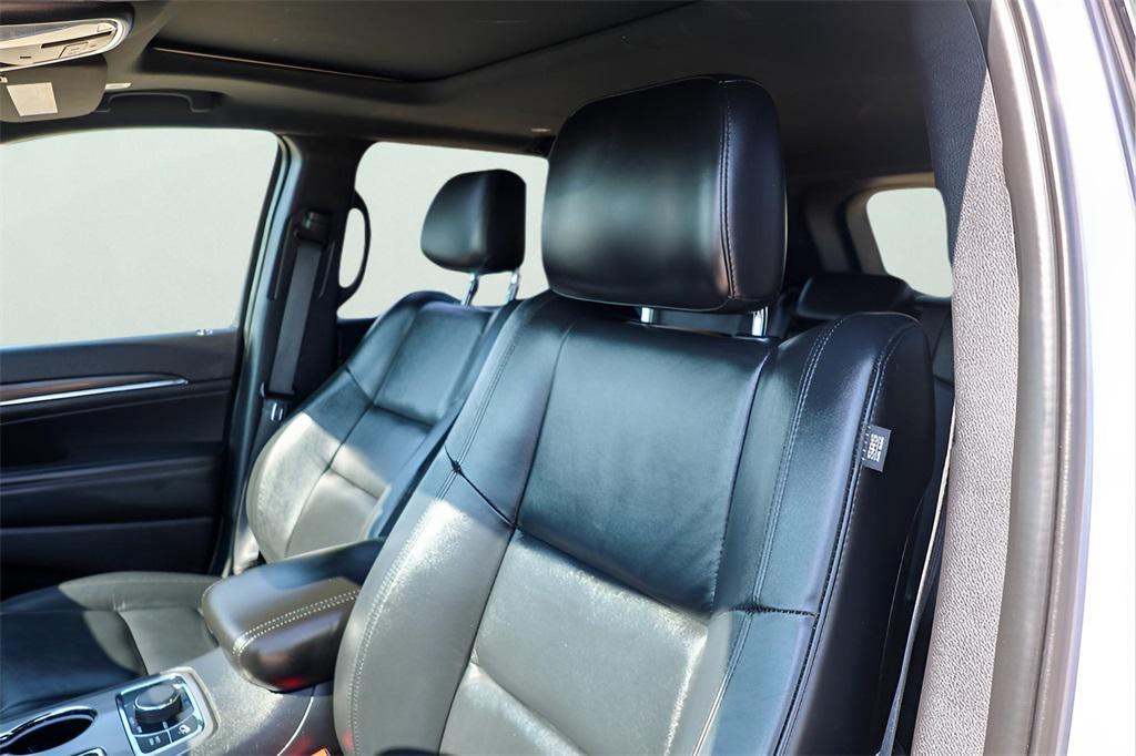 used 2021 Jeep Grand Cherokee car, priced at $26,500