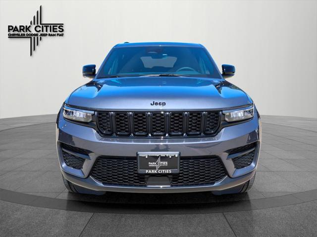 new 2025 Jeep Grand Cherokee car, priced at $45,375