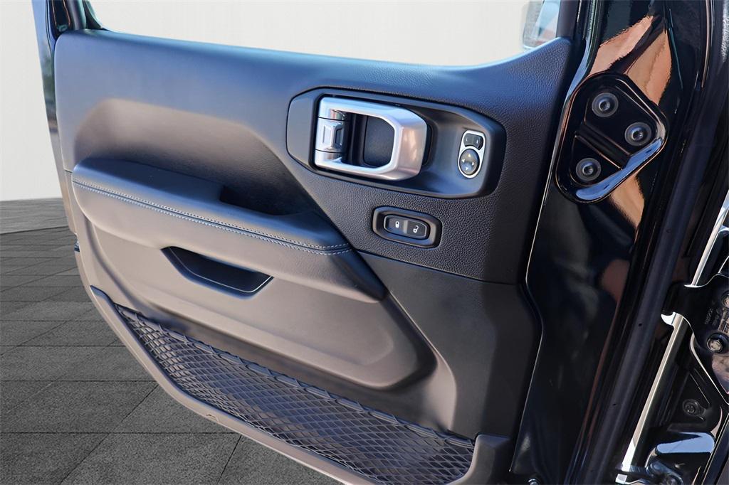 used 2019 Jeep Wrangler Unlimited car, priced at $25,582