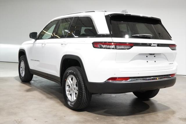 new 2024 Jeep Grand Cherokee car, priced at $33,883