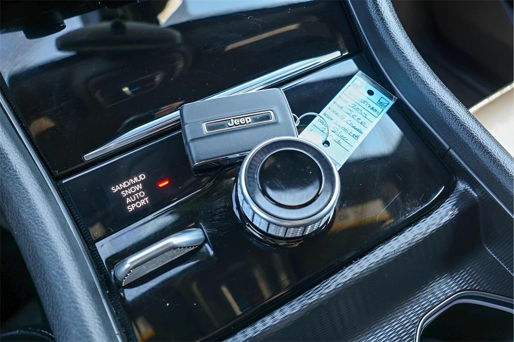 new 2024 Jeep Grand Cherokee car