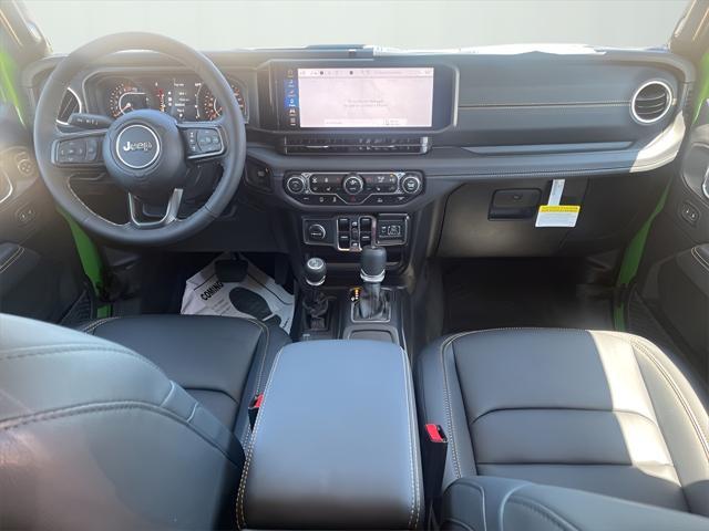 new 2025 Jeep Gladiator car, priced at $47,878