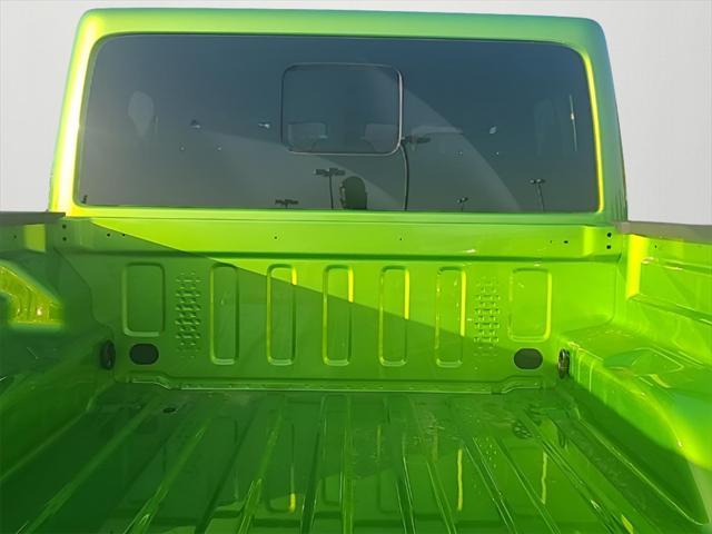 new 2025 Jeep Gladiator car, priced at $45,605