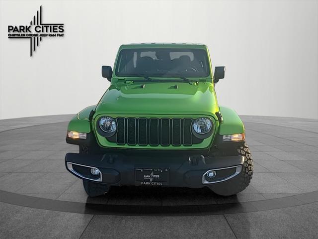 new 2025 Jeep Gladiator car, priced at $45,605