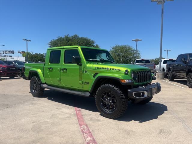 new 2025 Jeep Gladiator car, priced at $45,605