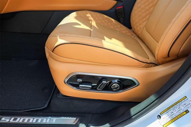 new 2025 Jeep Grand Cherokee L car, priced at $54,179