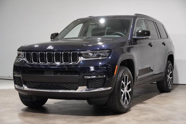 new 2025 Jeep Grand Cherokee L car, priced at $44,996