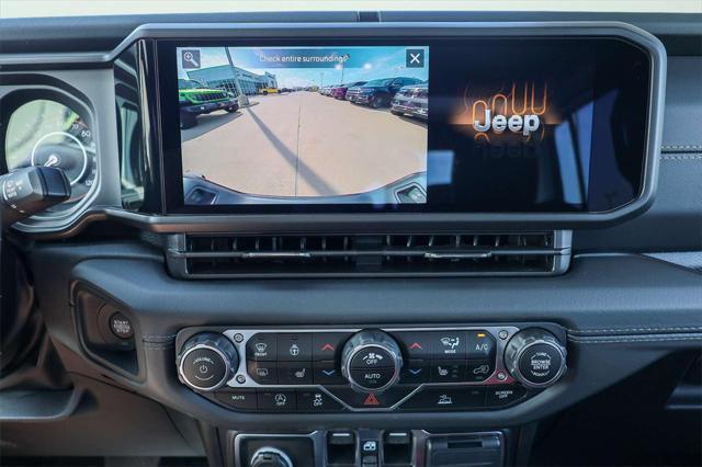new 2025 Jeep Gladiator car, priced at $41,277