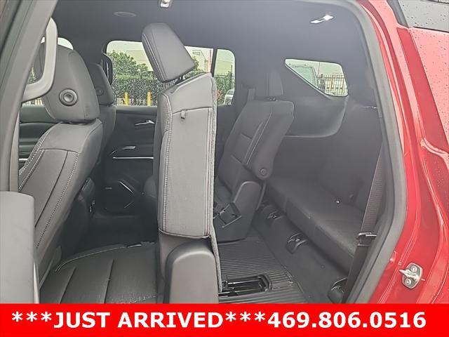 used 2024 Chevrolet Traverse car, priced at $39,021