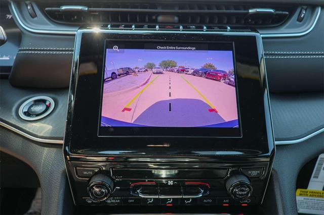 new 2025 Jeep Grand Cherokee car, priced at $36,953