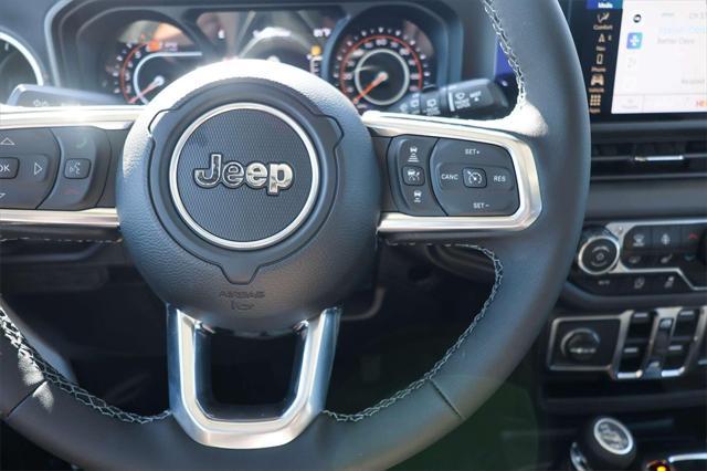 new 2025 Jeep Wrangler car, priced at $45,754
