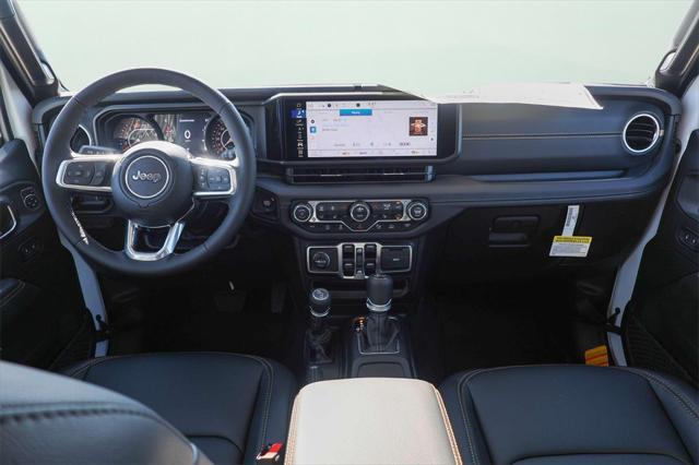 new 2025 Jeep Wrangler car, priced at $45,754