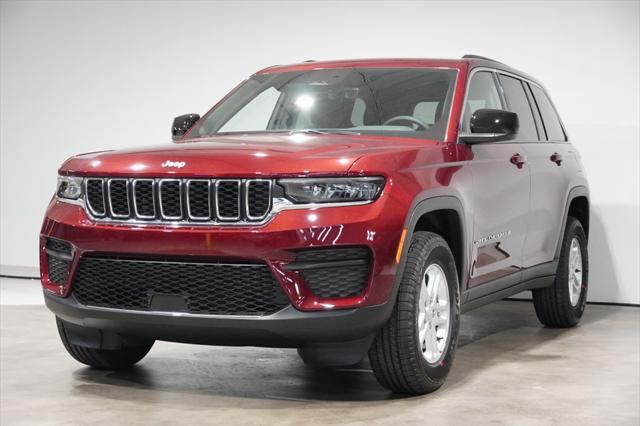 new 2025 Jeep Grand Cherokee car, priced at $37,783