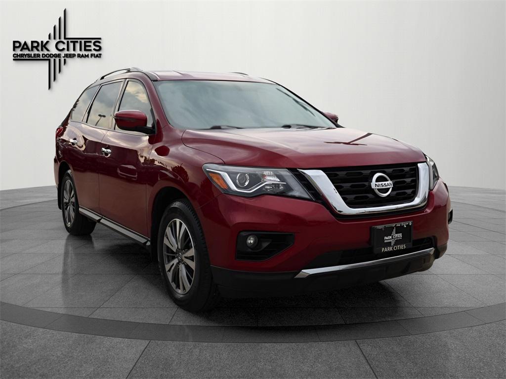 used 2020 Nissan Pathfinder car, priced at $18,832