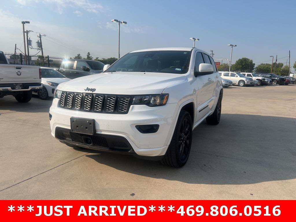 used 2022 Jeep Grand Cherokee car, priced at $28,600