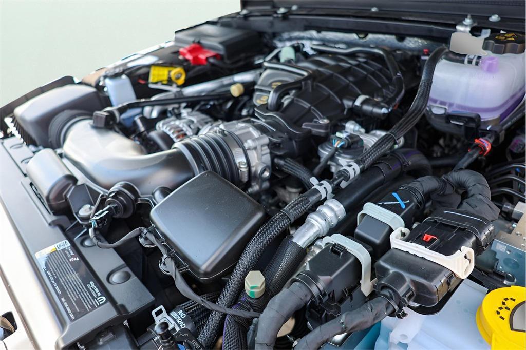new 2025 Jeep Gladiator car, priced at $52,474