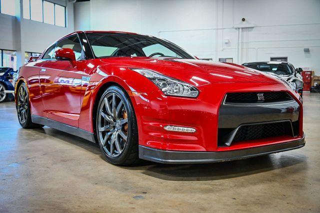 used 2014 Nissan GT-R car, priced at $114,900
